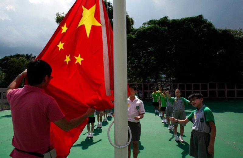 学习强国内蒙古平台首页推荐——今天我出镜 | 扎木杨扎布：草原上的驯马人
