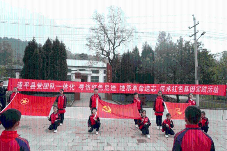外媒：风暴“伊莎”袭击英国 时速高达159公里